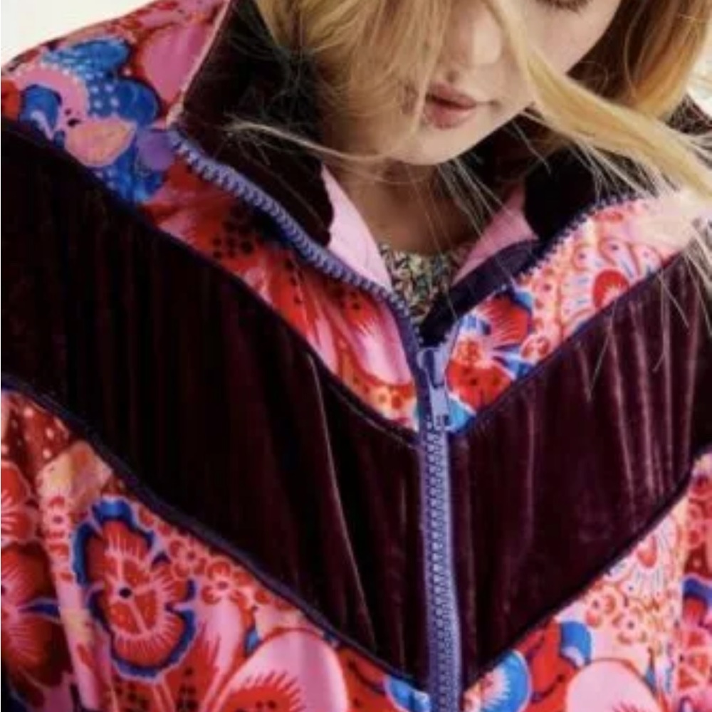 Free People Sun Valley Bomber Puffer Jacket Burnout Velvet Size M Floral NEW